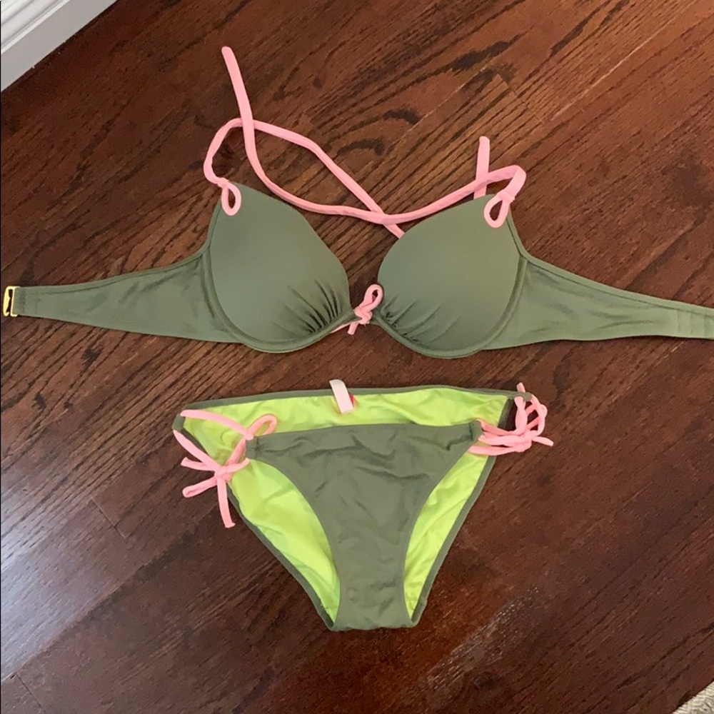 SUPER padded bikini